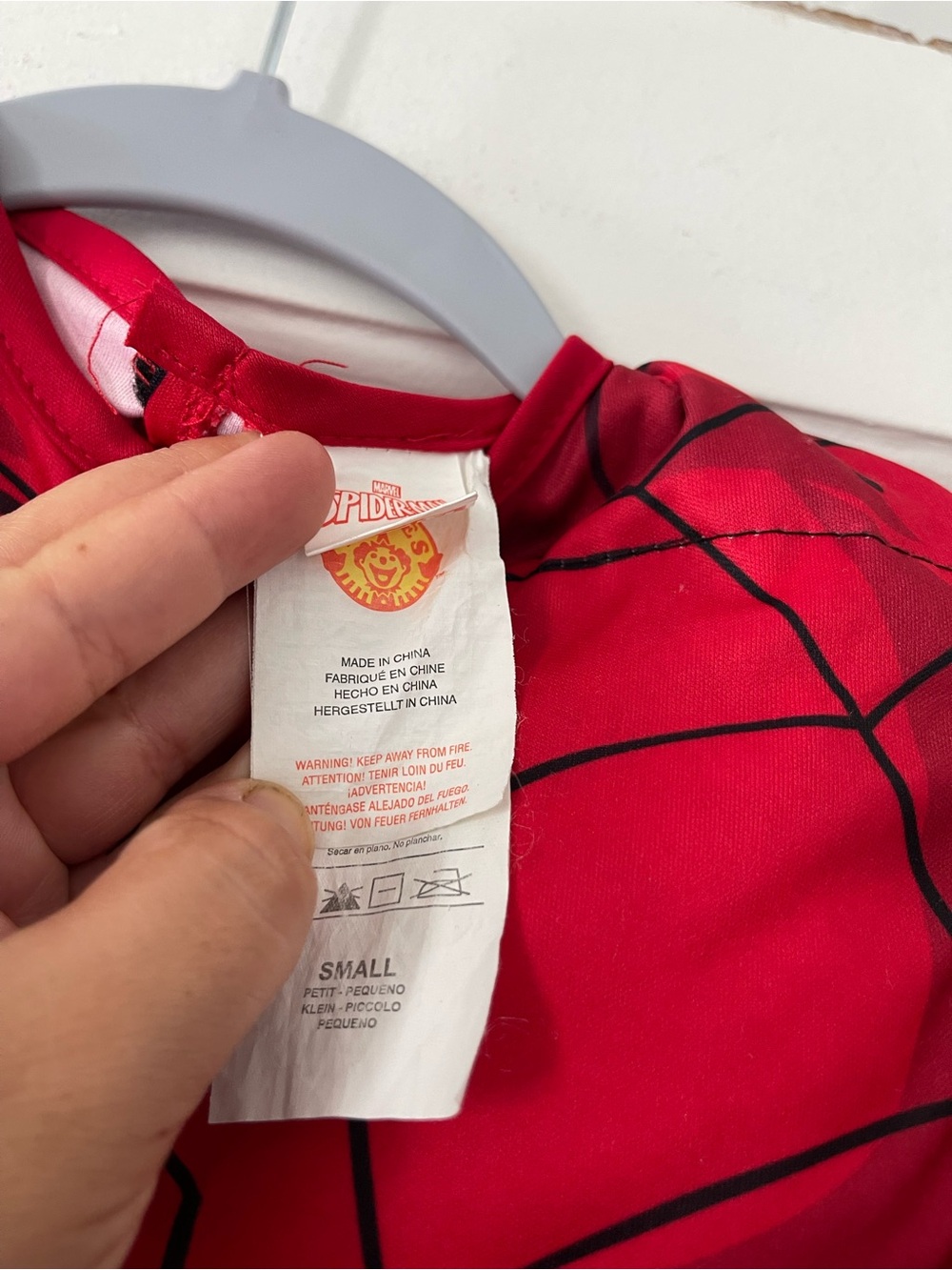 Spider-Man kids costume size small - Picture 3 of 3